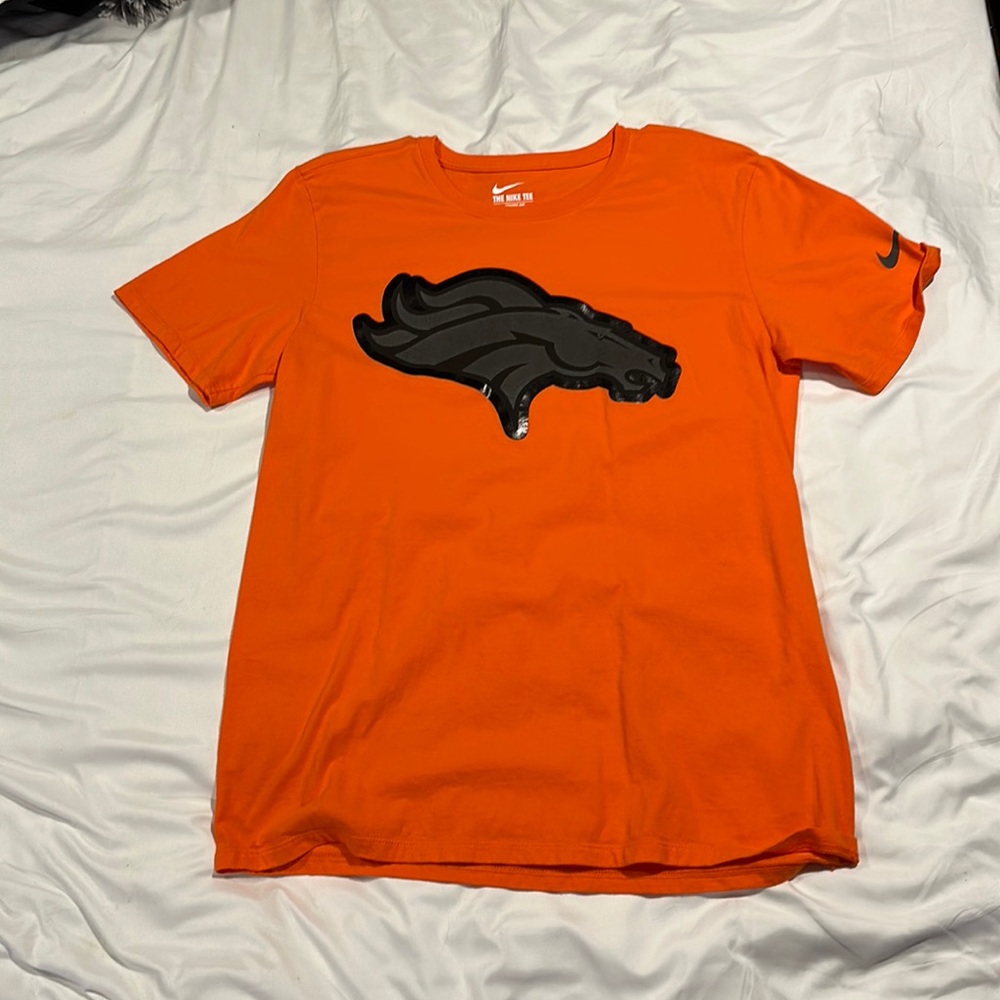 Broncos Nike T-shirt